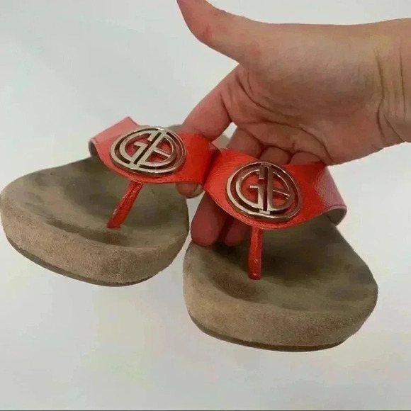 Giani Bernini Racchel sandals 7 orange faux patent leather flatforms flip flops - Picture 9 of 13